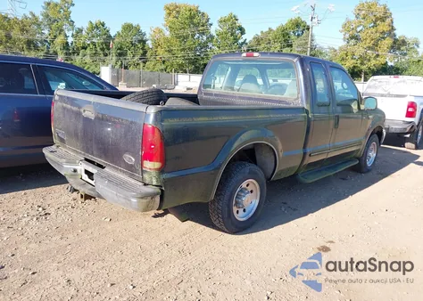 2000 Ford F250 Super Duty from USA, damaged, VIN 1FTNX20L3YEA09104